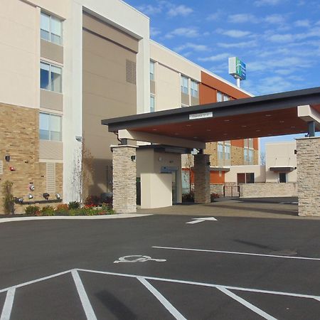 Holiday Inn Express & Suites Wapakoneta By Ihg Ngoại thất bức ảnh