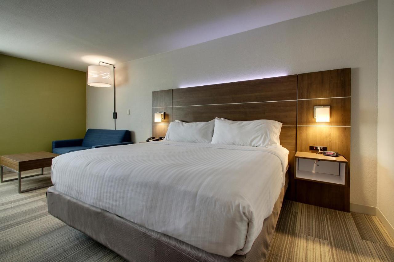 Holiday Inn Express & Suites Wapakoneta By Ihg Ngoại thất bức ảnh