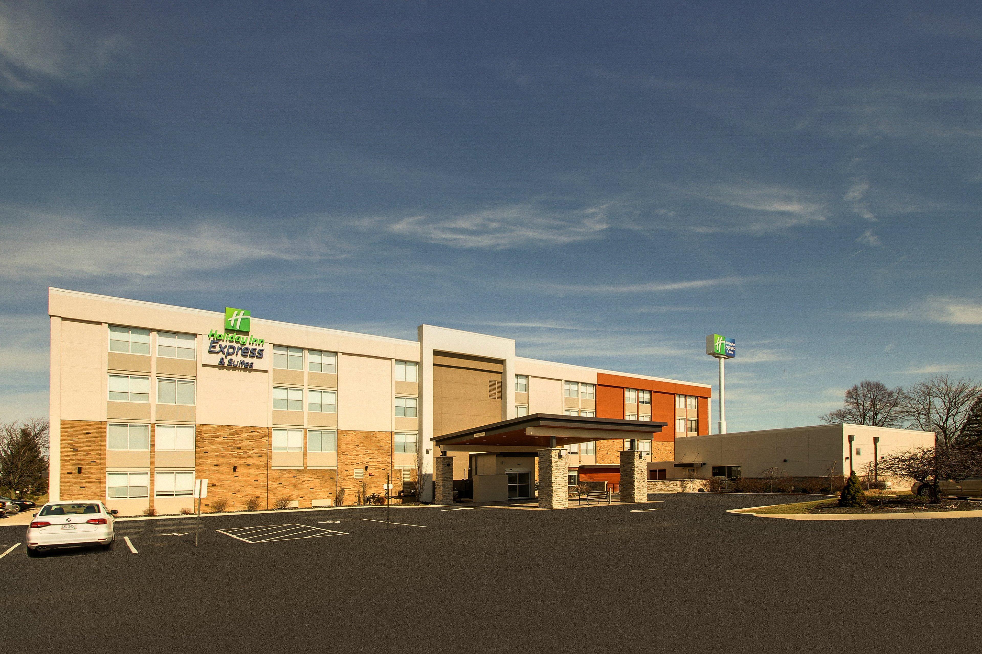 Holiday Inn Express & Suites Wapakoneta By Ihg Ngoại thất bức ảnh