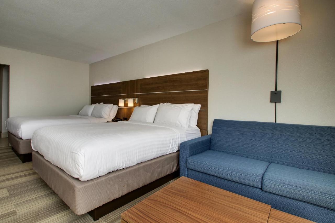 Holiday Inn Express & Suites Wapakoneta By Ihg Ngoại thất bức ảnh